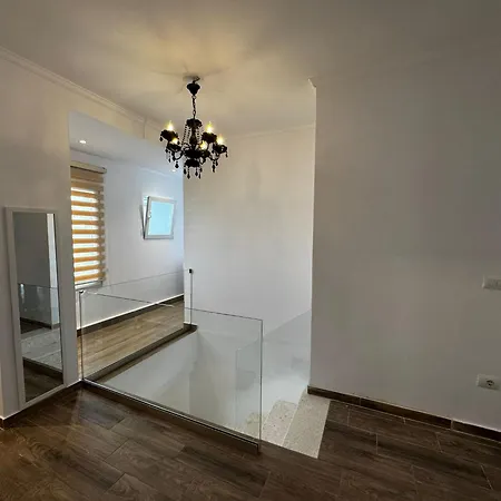 Villa 17