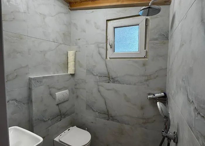 17 Villa
